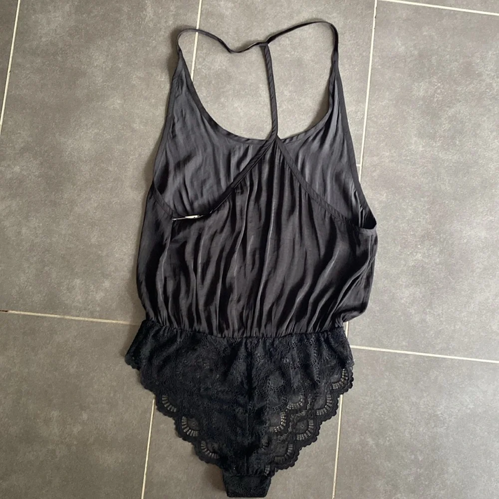 New Free People black silk and lace sleeveless tank body suit size small women’s